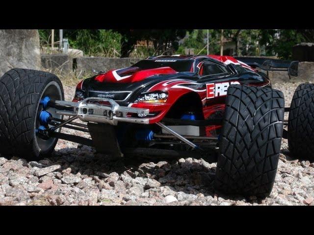 TRAXXAS HPI  in der Kiesgrube /  in the gravel pit