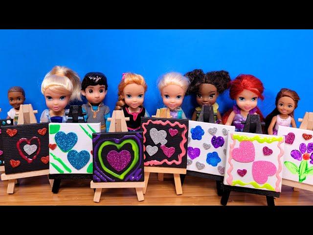 Art class ! Elsa & Anna toddlers - painting - Barbie is the teacher - school