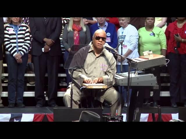 Stevie Wonder Opens Up to Concert Crowd about His New Instrument, the Harpejji