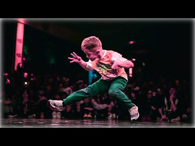 11 ЛЕТНЯЯ ЛЕГЕНДА ИЗ ИЖЕВСКА - BBOY MALISH NIK УСТАНОВИВШИЙ 5 МИРОВЫХ РЕКОРДОВ