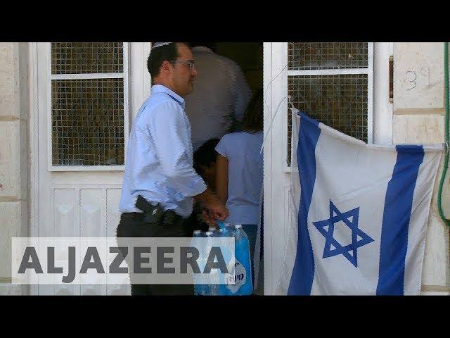 Israeli settlers seize Palestinian family homes in Hebron