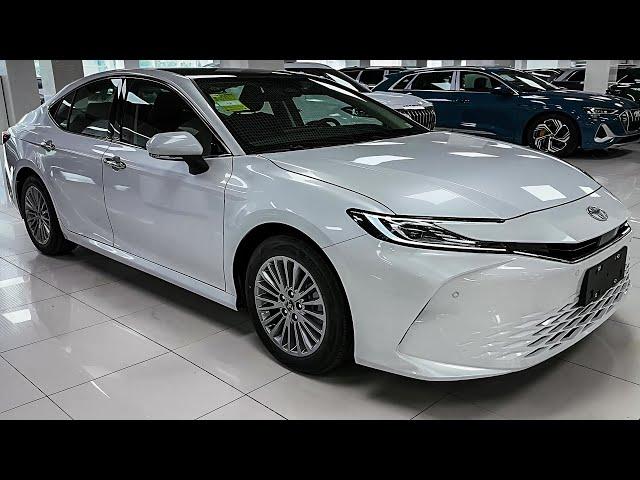 Toyota Camry (2025) - Next-Generation Family Sedan!