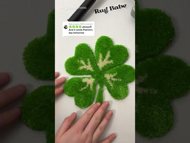 Clover Emoji Rug 