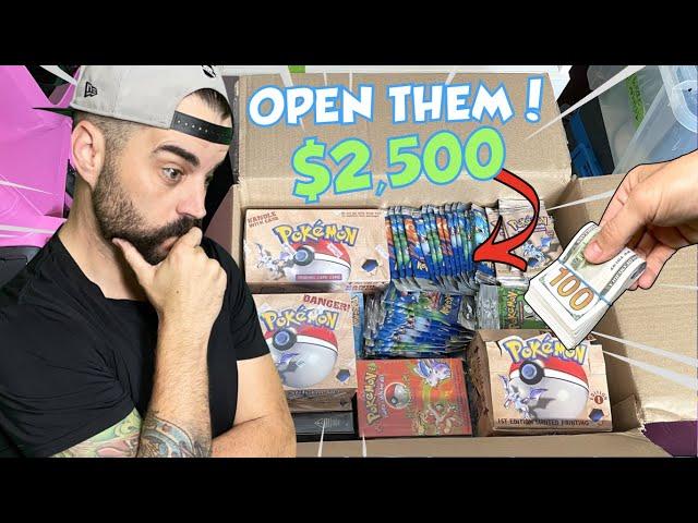 WE PULLED THE BEST CARD!!! - Opening Vintage Pokemon Packs.