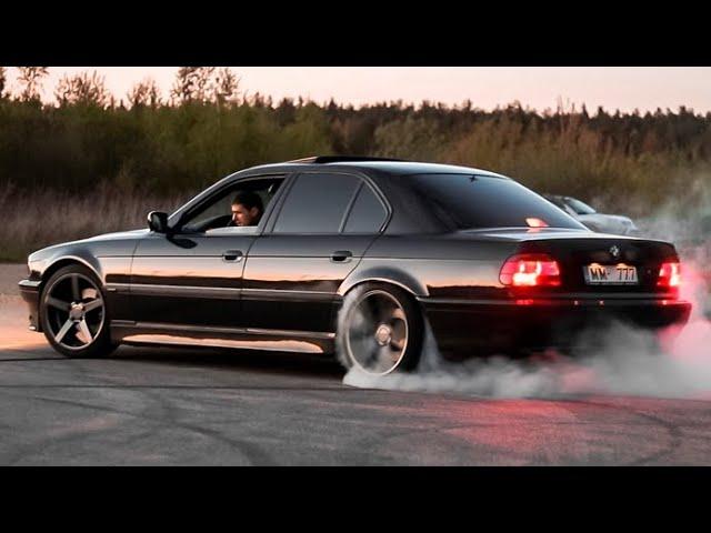 BMW E38 740i