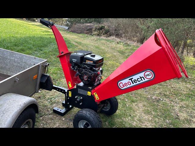 GeoTech PCS150L testing new 15HP woodchipper - Häcksler/Schredder