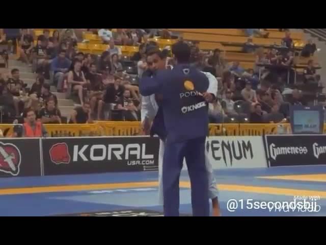 Amazing Jiu Jitsu Moment. Romulo Barral X Leandro Lo