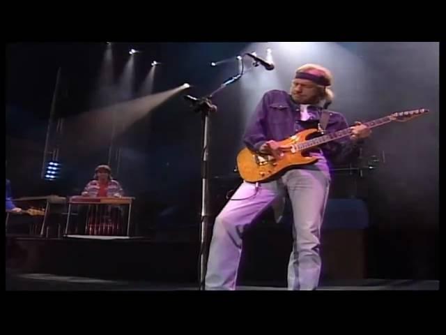 Dire Straits - Calling Elvis LIVE (On the Night, 1993) HD