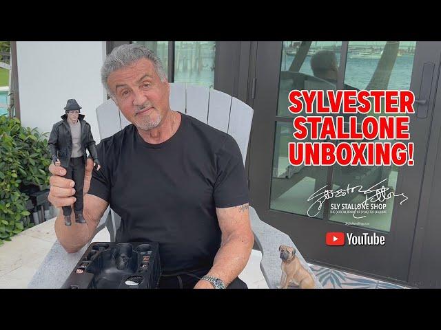 Sylvester Stallone Unboxing The Rocky Balboa "Loan Shark Collector" 1/6 Scale Action Figure