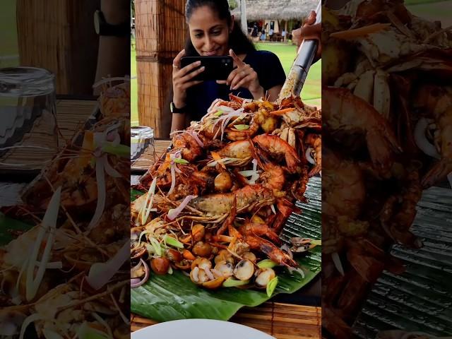 #tigerprawn #crabs #negambo #dutchtrails #srilanka #seafood sea food shovel at Dutch trails SL