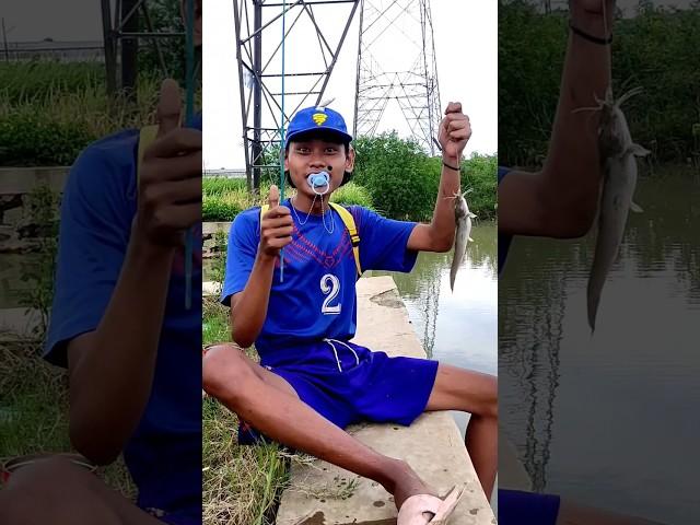 Dongo jadi mancing mania