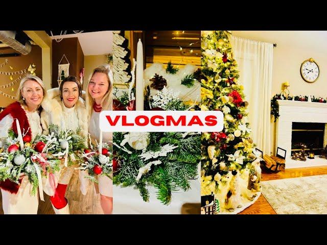 VLOGMAS️Наряджаємо ялинку Подарунки від рідних та подругРіздвяна зустріч у нашому клубі 