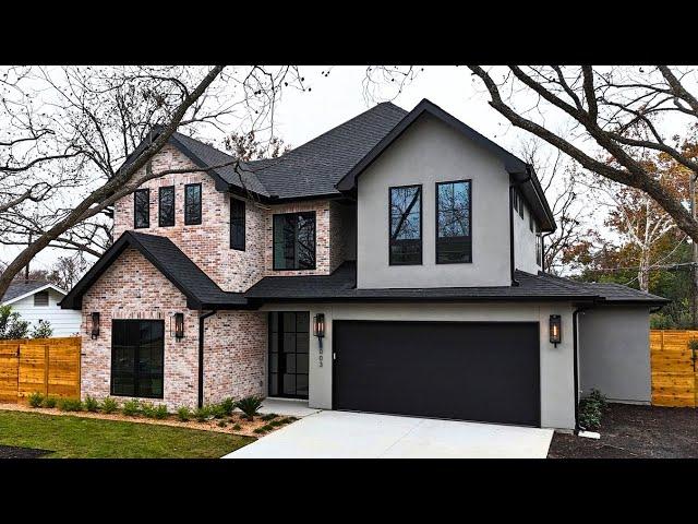 Is This STUNNING Modern Texas Home With A Pool Your Perfect Match?