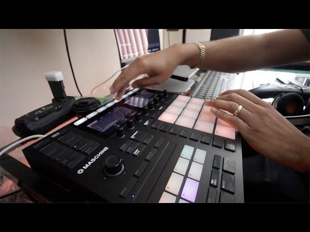 This Beat Is Fire! Maschine MK3 Beat Making!