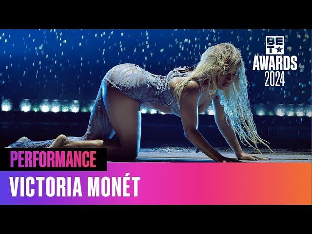 "On My Mama" Victoria Monét Lets Her Star Power Shine With "Alright!" | BET Awards '24