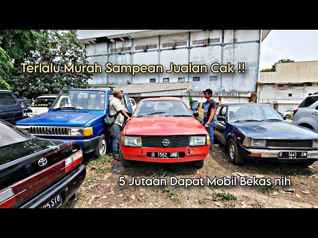 Murah Banget ini Cak 5 Jutaan aja Harga Mobil Bekas di Lapak Mobil Tua Cawang