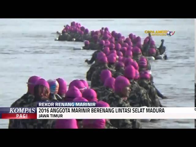 2016 Marinir Berenang Lintasi Selat Madura