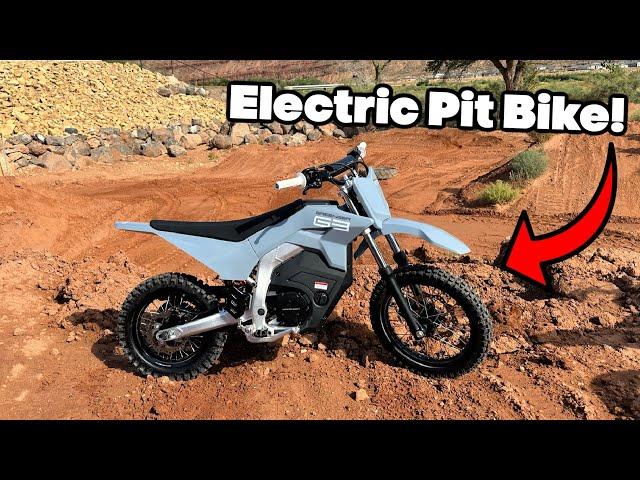 FIRST TIME RIDING ELECTRIC PIT BIKE!!!