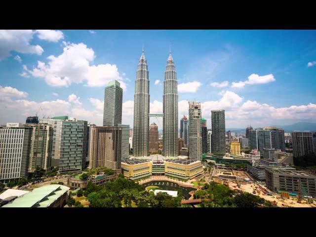 Cities in Motion: An Amazing Journey in Timelapse Stock Video