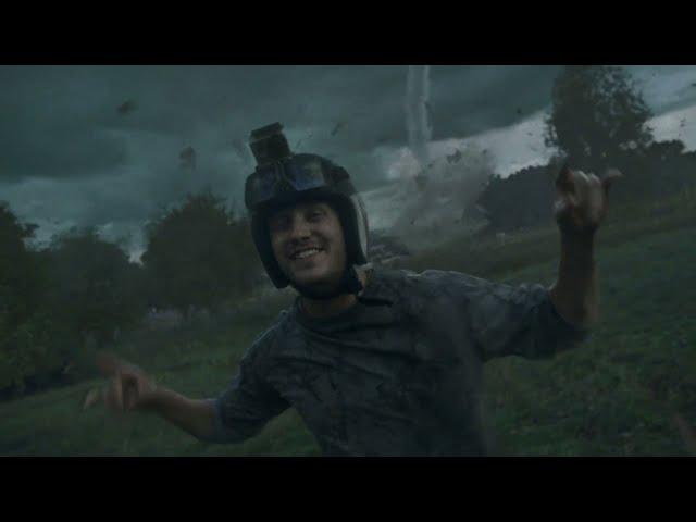 Into the Storm (2014) - Chasing Tornados might not be such a good idea