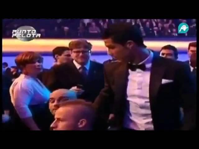 Pep Guardiola refuses to shake hands with Cristiano Ronaldo at the Ballon D'or 7 1 2013