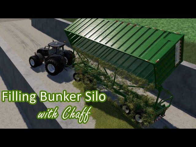 FS 19 - Filling Bunker Silo with Chaff