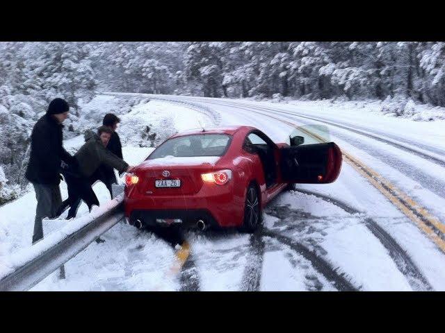 WINTER CAR crash - Snow FAILS compilation 