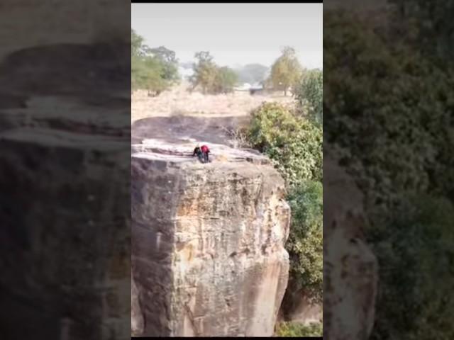 Photography on a cliff  #bts #travel #musicdocumentary #documentary