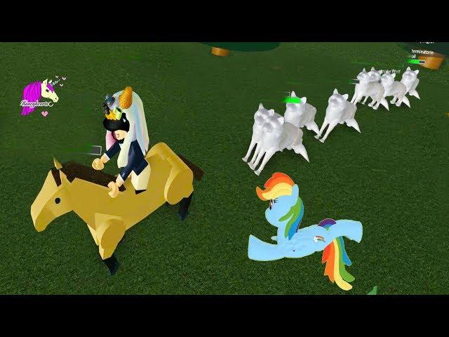 Chased by Wolves + Flying My Little Pony Rainbow Dash - Let's Play Online Roblox Games