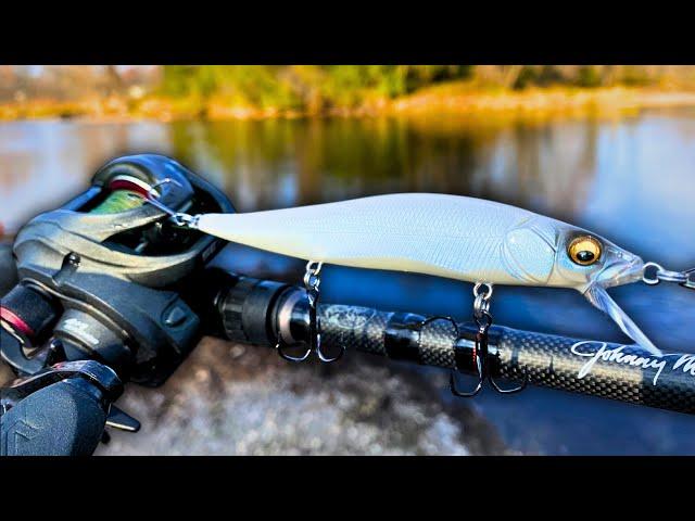 Jerkbait Fishing for BIG River Smallies - Megabass Vision 110