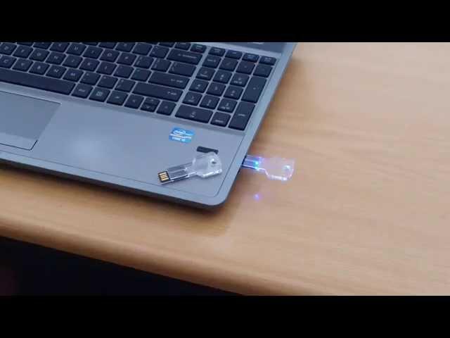 Crystal Light Up Key USB