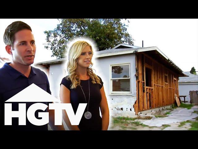 Tarek & Christina Flip A House That BARELY HAS WALLS! | Flip Or Flop