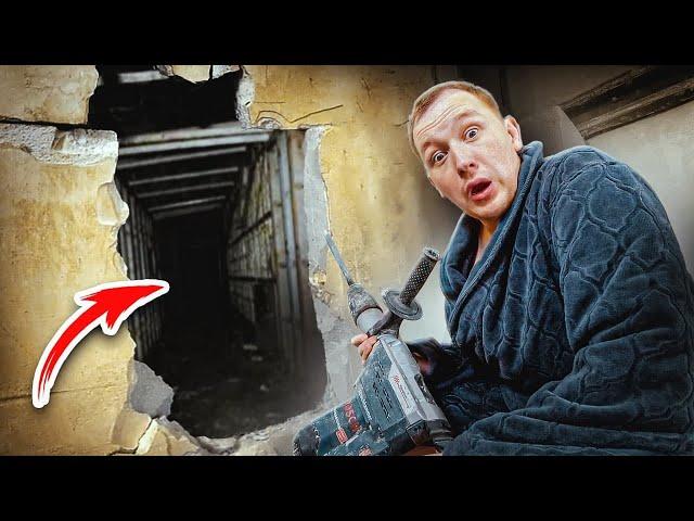 СЕРИЯ 1 - Как я КУПИЛ КВАРТИРУ и НАШЕЛ там ТОННЕЛЬ! Он ведет...