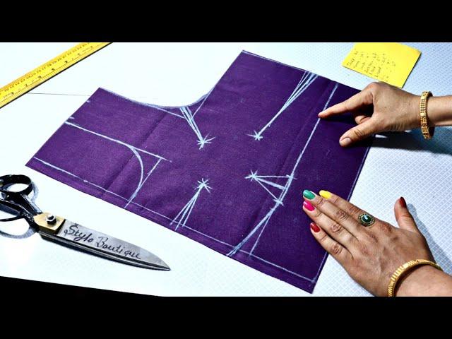 4 Tucks blouse cutting करने का सही तरीका /perfect 4 Tucks blouse cutting/ Belt blouse cutting