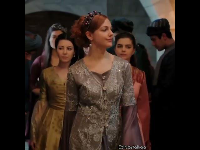 Young Hurrem x Old Hurrem ️ Walking Styles  #muhtesemyuzyil #magnificentcentury #hurremsultan