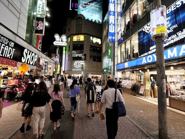 【8K】Night Shibuya in Lumix GH5 6K mode and aspect 4:3