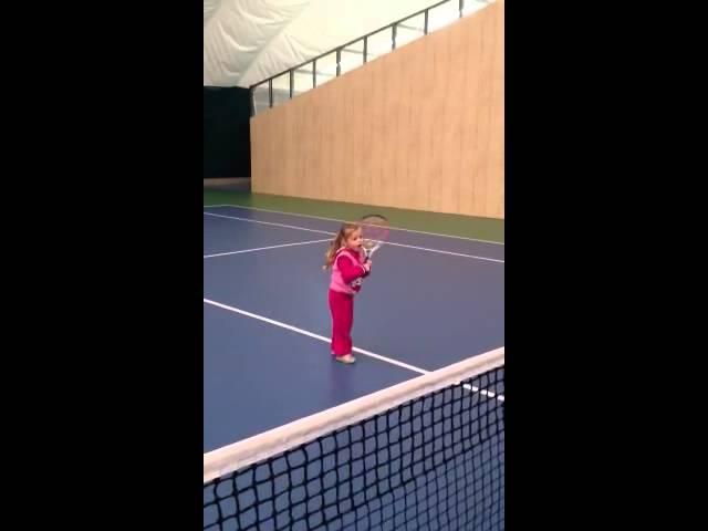 Ksenia Efremova tennis player 3.5 years old (technic)