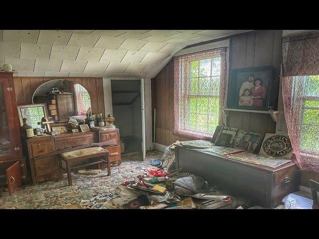 Abandoned Farm House- Found A Vintage Gun & Poison- Owner Was Discovered Deceased In His Chair