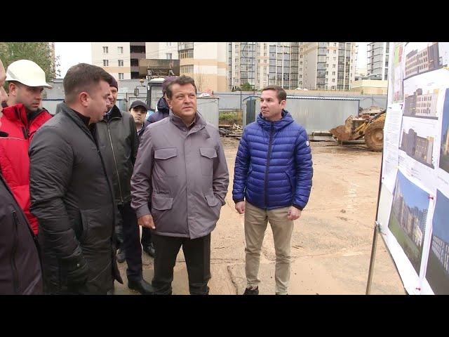 Мэр Казани осмотрел новую школу в Ново-Савиновском районе