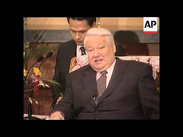 CHINA: YELTSIN LASHES OUT AT CLINTON OVER CHECHNYA