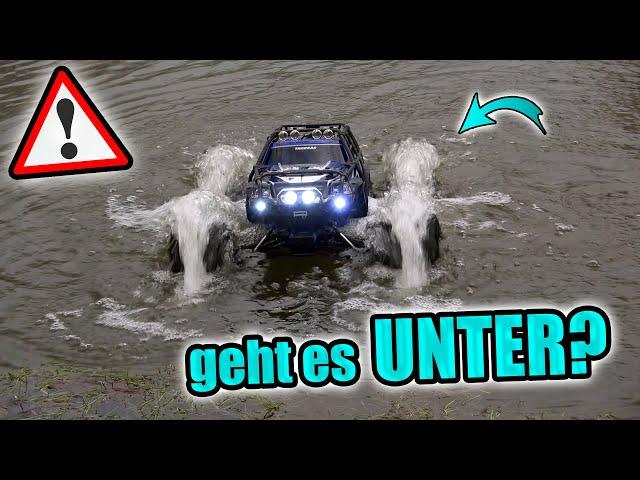 Außergewöhnlicher MONSTER TRUCK kann SCHWIMMEN?? - Traxxas Summit für 579€ im Test