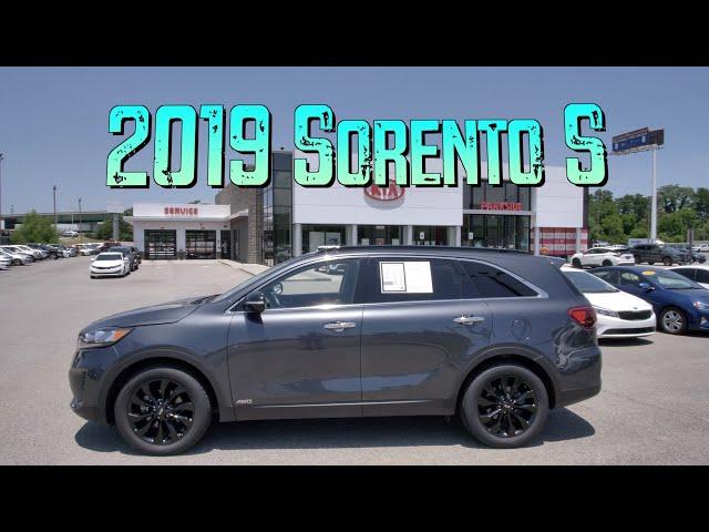 2019 Kia Sorento S at Parkside Kia