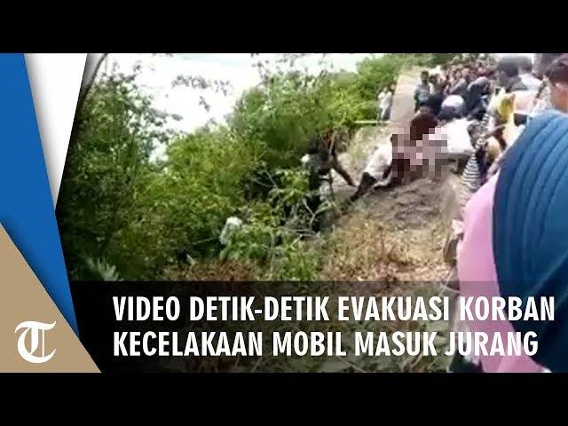 Video Detik-detik Evakuasi Kecelakaan Mobil Pikap Masuk Jurang Sedalam 50 Meter di Aceh