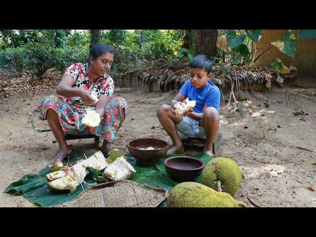 Jackfruit chipsThe chips my daughter makes from jackfruit are so delicious. village kitchen recipe