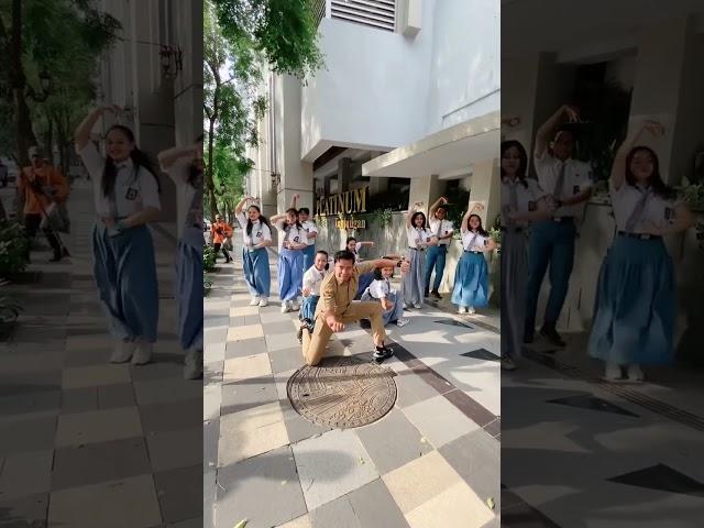 Sepulang sekolah,ada yang tau dimana ini tempat. Hayoo #shorts #trending #gurudanmurid #viral