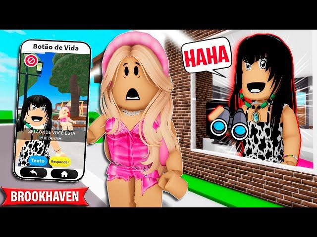 TEM UMA FÃ MALUCA ME SEGUINDO | Historinhas Brookhaven Roblox | Bibi e Lud