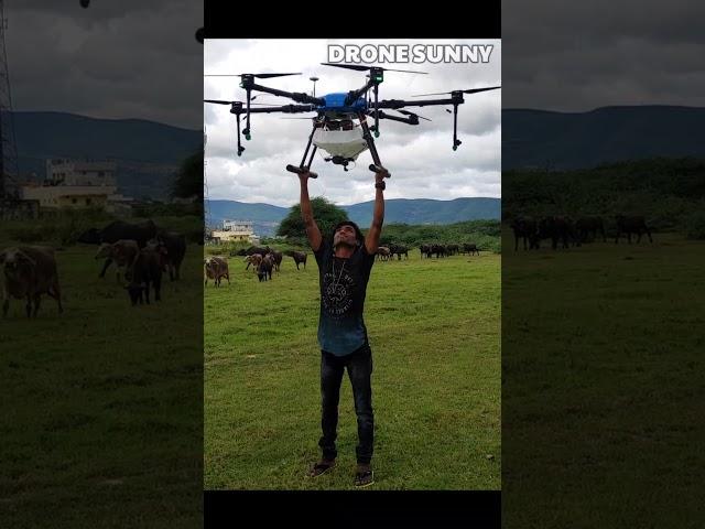 10 litres agriculture spraying drone hand landing 