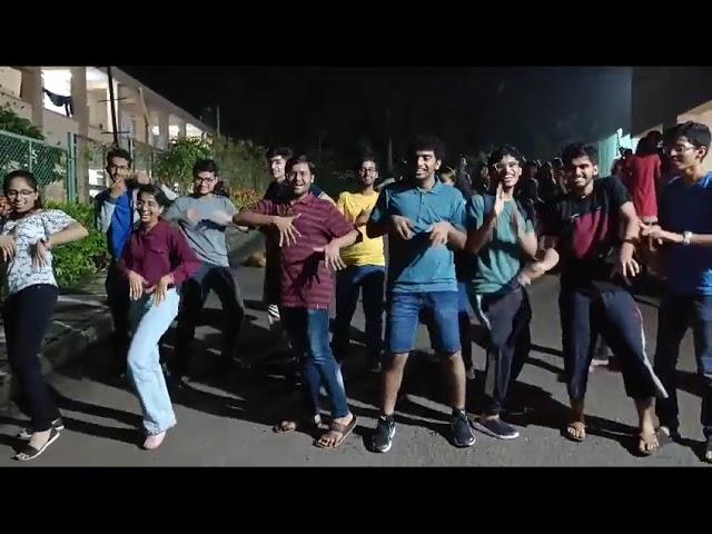 IIT BOMBAY COMPUTER SCIENCE STUDENTS DANCE #shorts #badalbarsabijuli