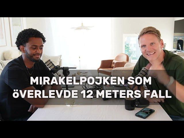 Raffael föll från balkongen som 4 åring. Fjärde våningen 12 meter rakt ner i betongen