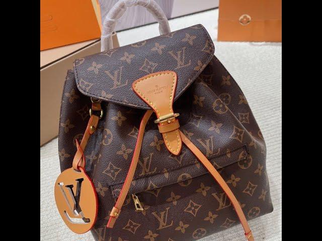 The new LV/ Louis Vuitton 2021 women's backpack